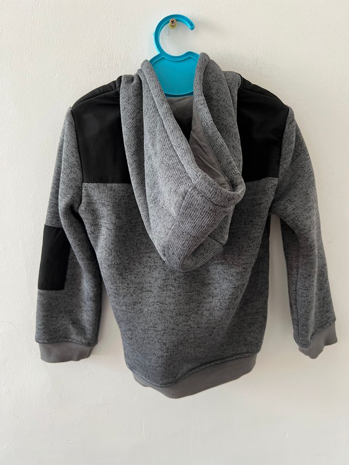 Sweat à capuche gris - photo numéro 8