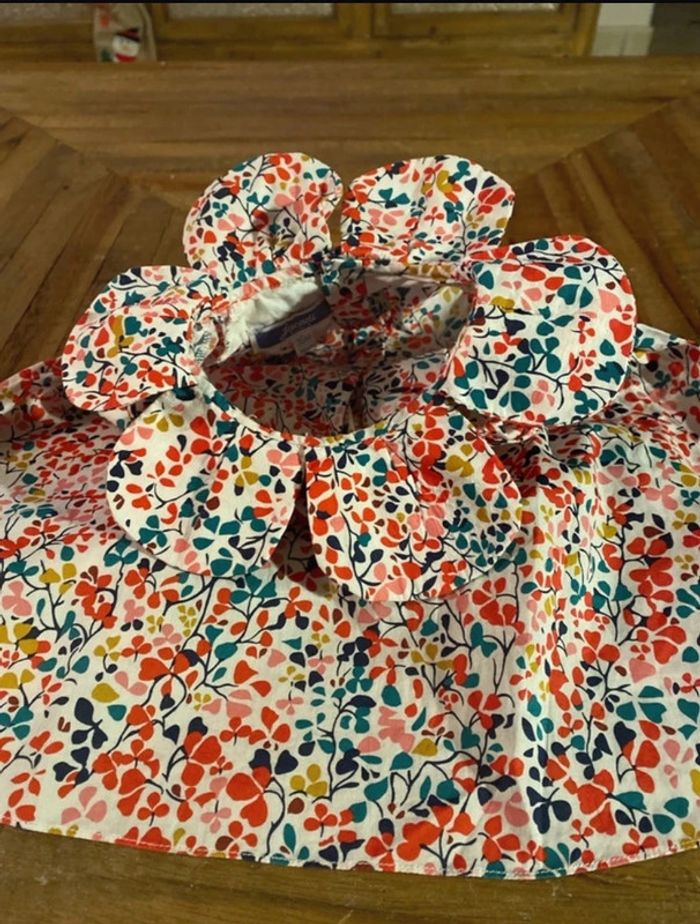 Blouse col pétale