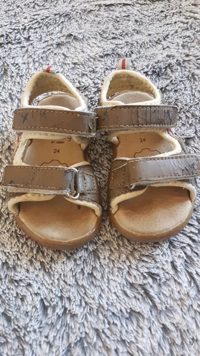 Sandales taille 24
