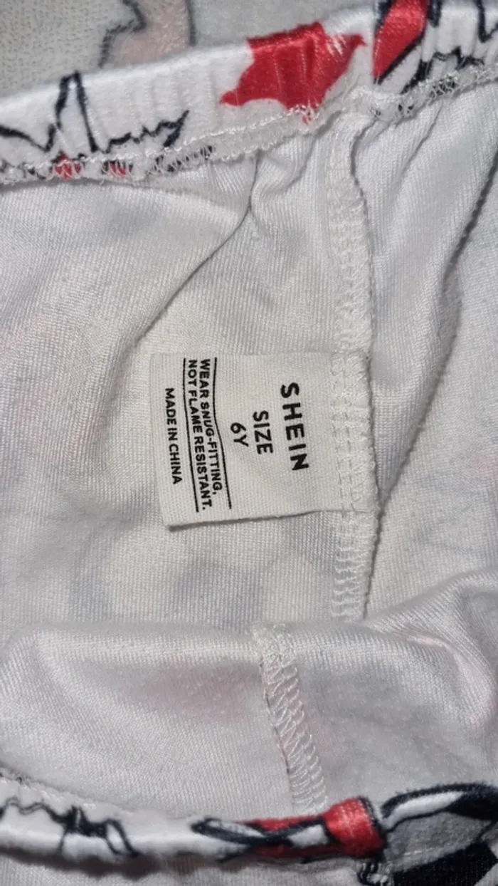 Pyjama short 6 ans en très bon état - photo numéro 11