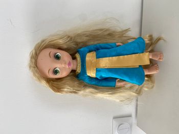 Poupée Disney raiponce