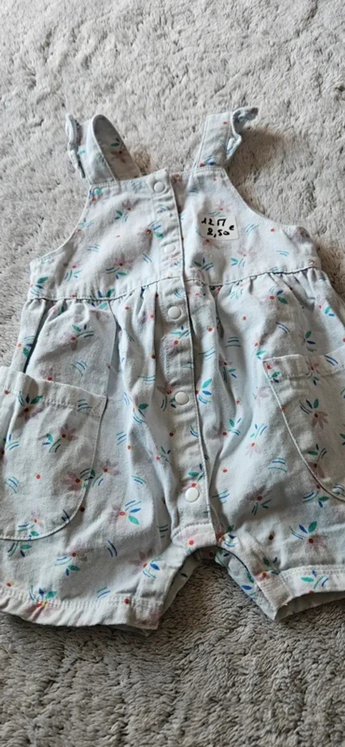 Salopette fille 12 mois - photo numéro 2