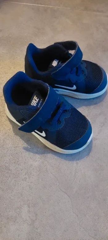 Baskets Nike 19,5