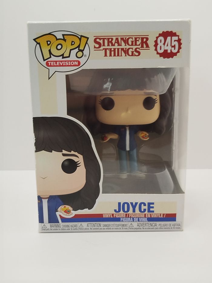 Funko pop - Joyce Byers (Stranger things) - photo numéro 2