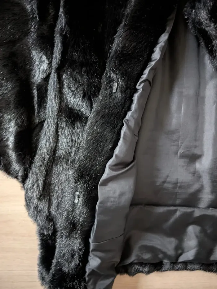 Manteau vintage en fourrure - photo numéro 11