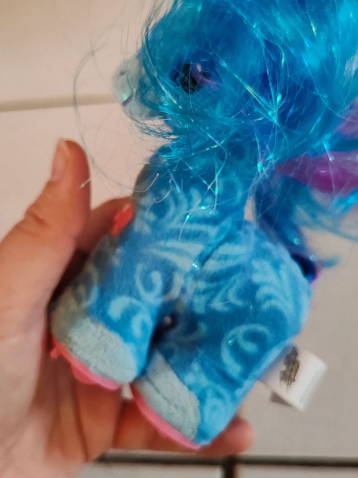 Cheval zhuzhu pets bleu avec crinière violette - photo numéro 8