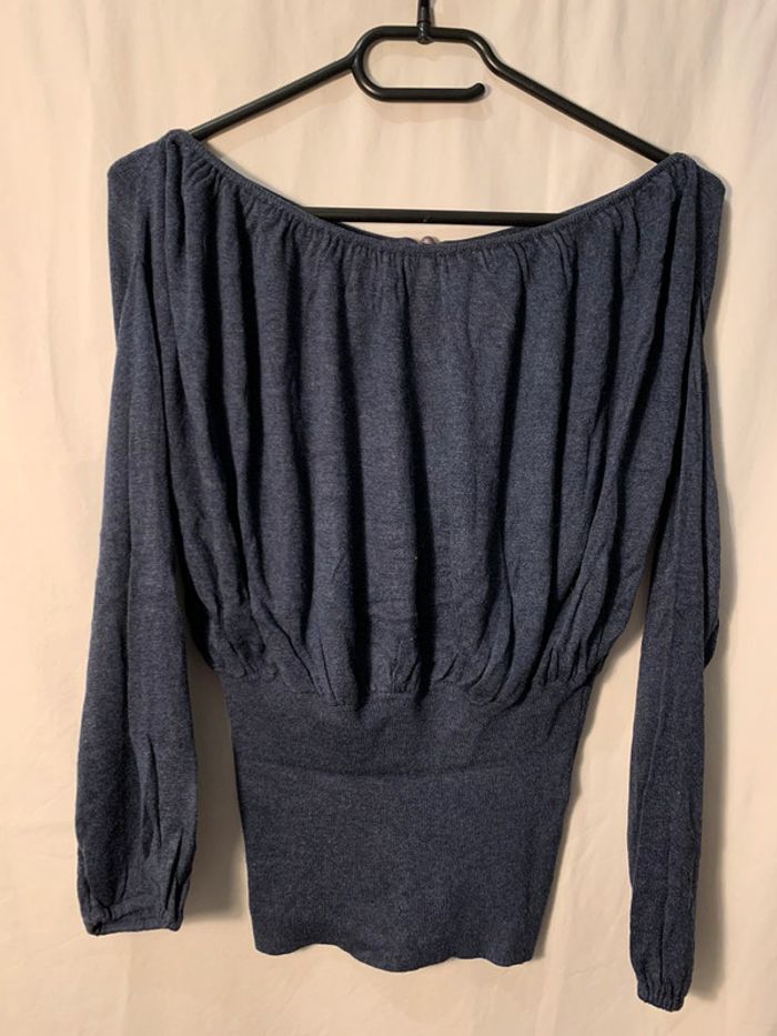 Top  fendue dans le dos