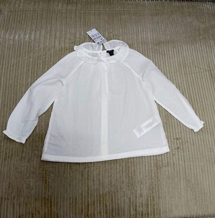 Blouse manches longues  blanche taille 36 mois