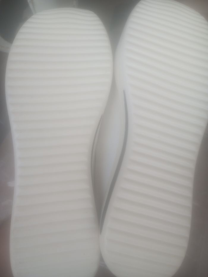 Chaussure - photo numéro 4