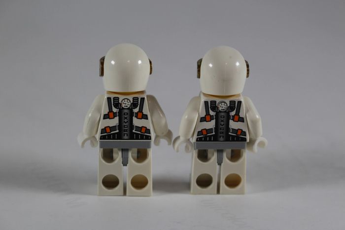 Lego Figurine Mars Mission Astronaute Oxygen x 2 - photo numéro 2