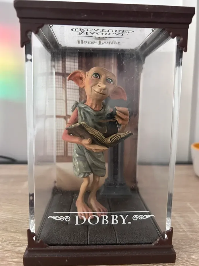Figurine Harry Potter - Dobby l’Elfe - photo numéro 2