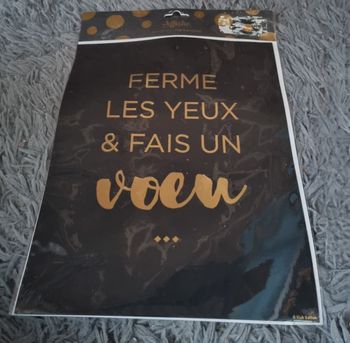 Affiche décoratif avec écriture doré