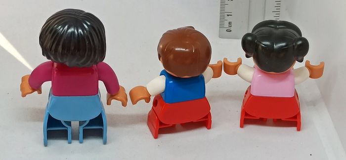 Famille avec enfants chien chat lego duplo - photo numéro 7