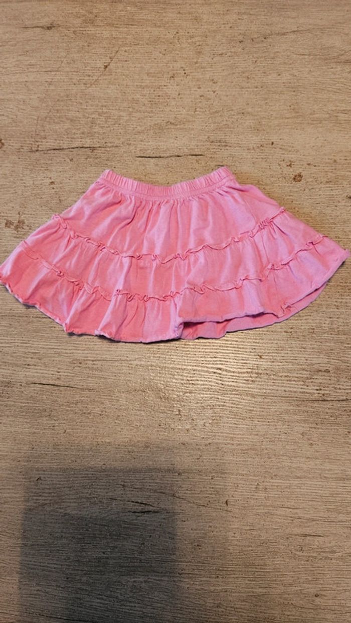 Jupe courte rose, avec froufrous, 18 mois,