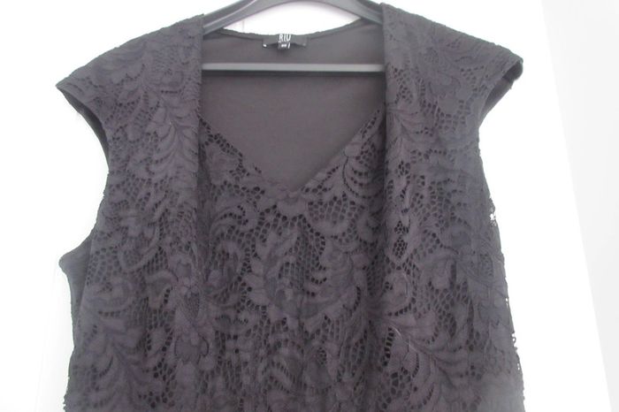 Robe noire évasée - photo numéro 3