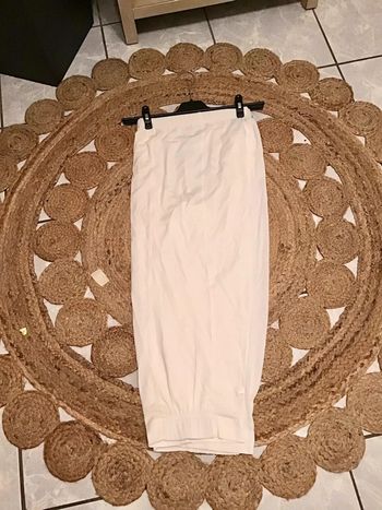 Pantacourt taille 42/44 blanc marque Q’Neel
