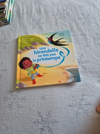 Livre mcdo une hirondelle ne fait pas le printemps
