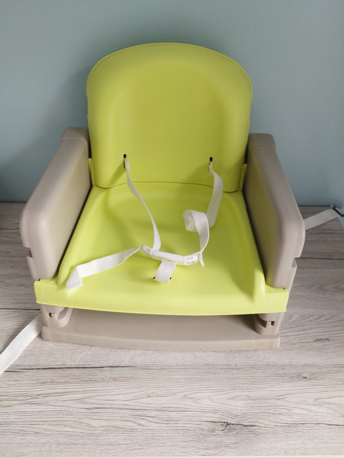 Réhausseur de chaise babymoov - photo numéro 2