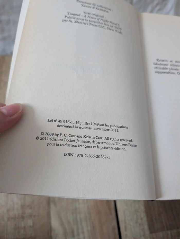Lot livres La maison de la nuit - photo numéro 11