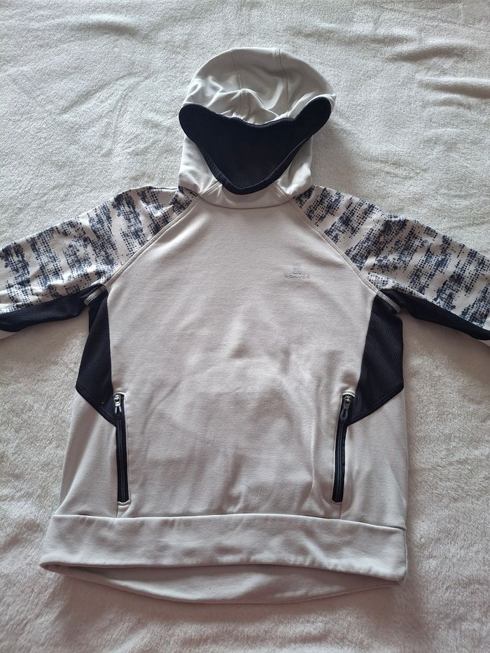 Sweat 7/8 ans - photo numéro 2