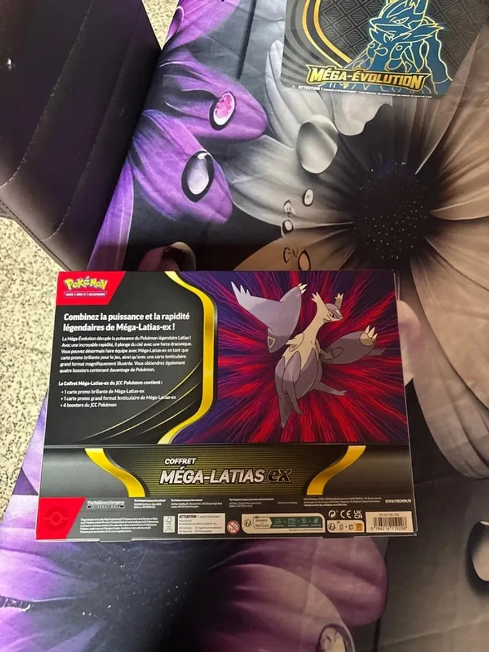 Coffret Mega Latias ex - photo numéro 2