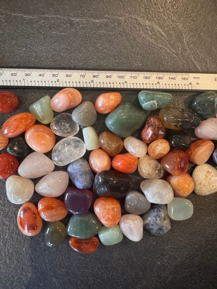 Lot de 350 g de pierres polies naturelles – quartz, agate, jaspe, aventurine, sodalite – (Total 386 g avec cadeaux) - photo numéro 2