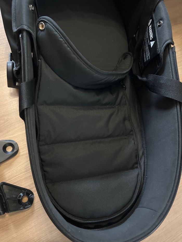 Nacelle yo-yo noire - photo numéro 3