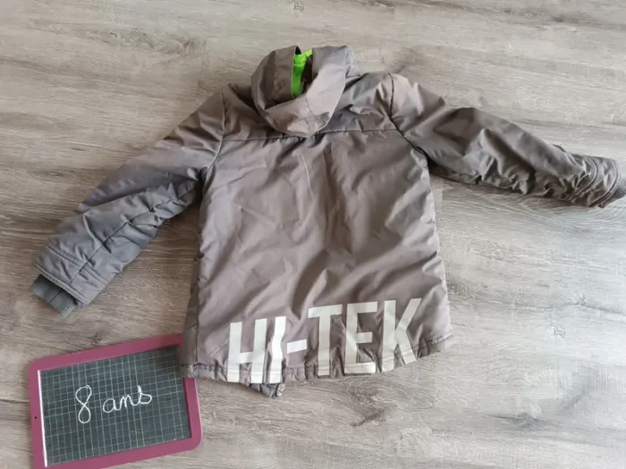 Blouson 8 ans - photo numéro 4