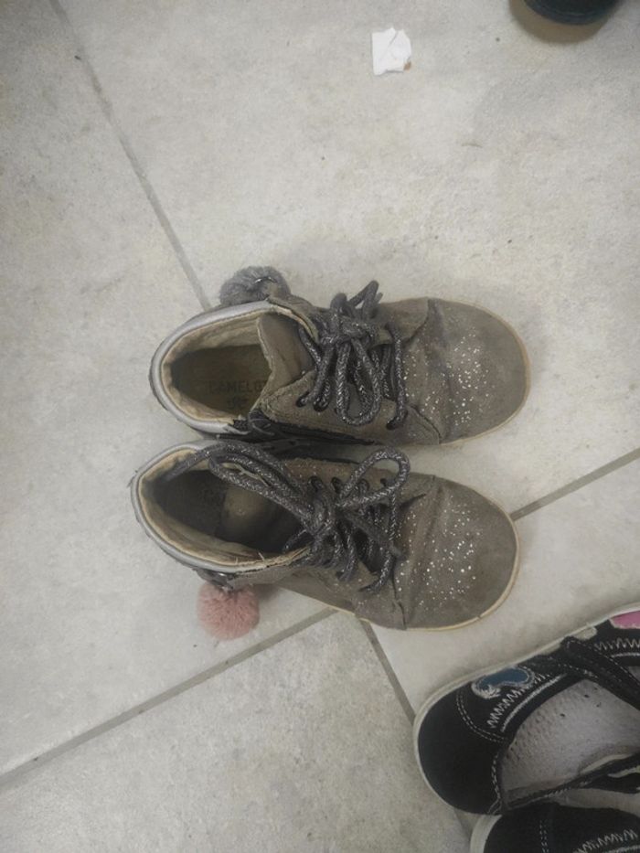 Lot de chaussures : bottines, baskets,ballerines et chaussures à lacet en cuir 27 - photo numéro 6
