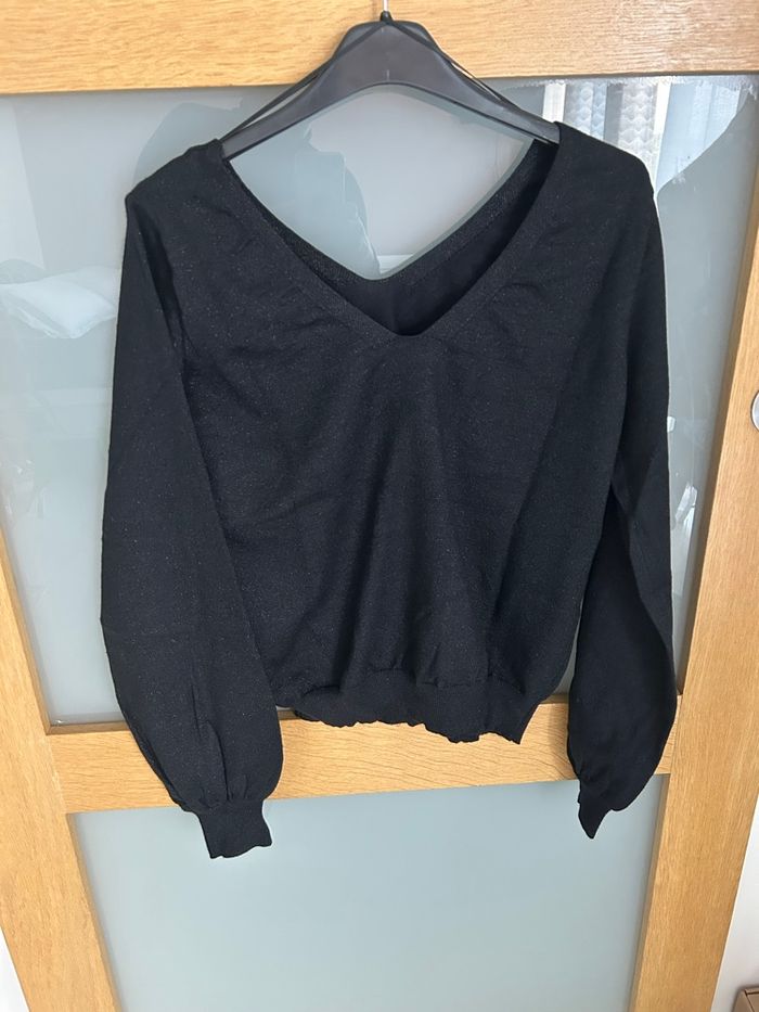Pull noir effet brillant - taille s - photo numéro 2