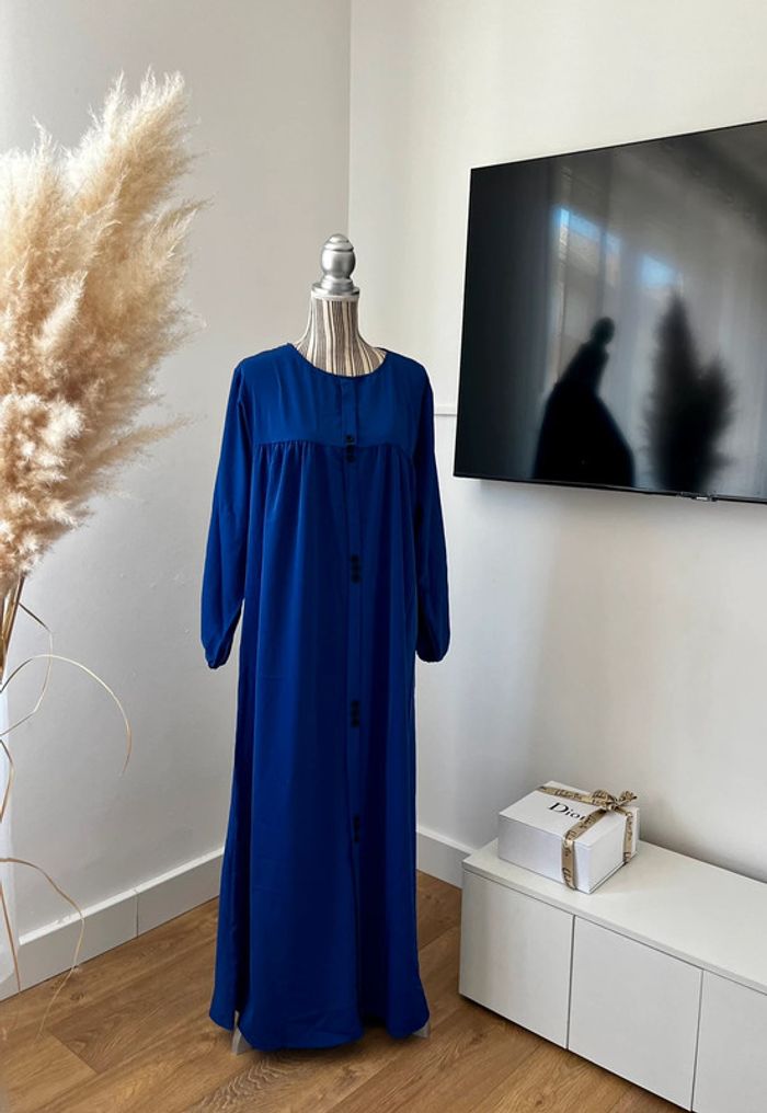 Abaya bleu boutonnée
