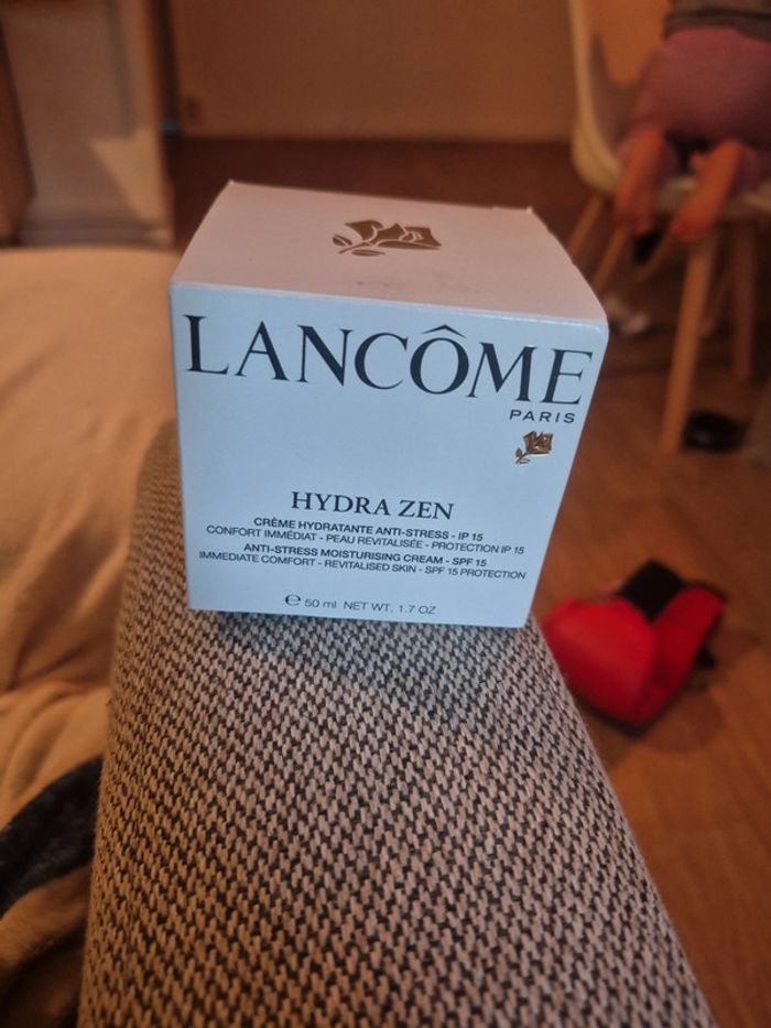 Hydra Zen - 50 ml
Crème Riche Hydratante Anti-Stress