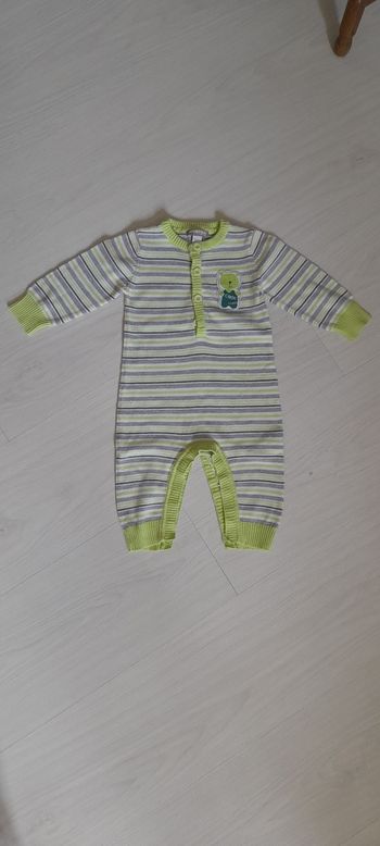 Ensemble 1 pièce T 9 mois