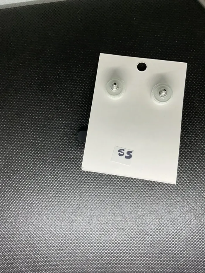 Boucles d’oreilles n°55 neuve - photo numéro 2