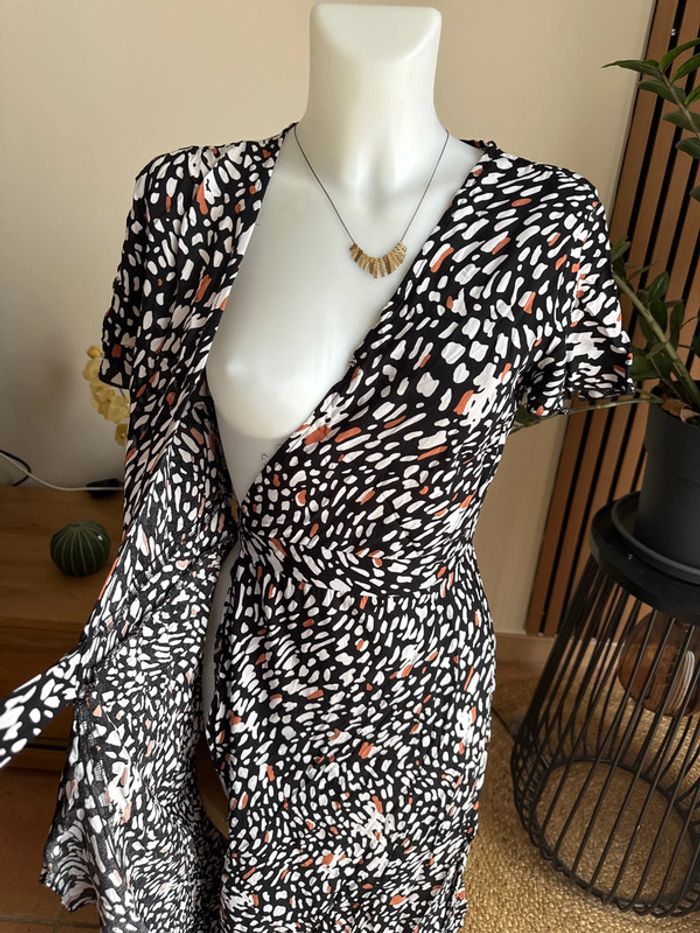 Robe longue portefeuille imprimée - photo numéro 8