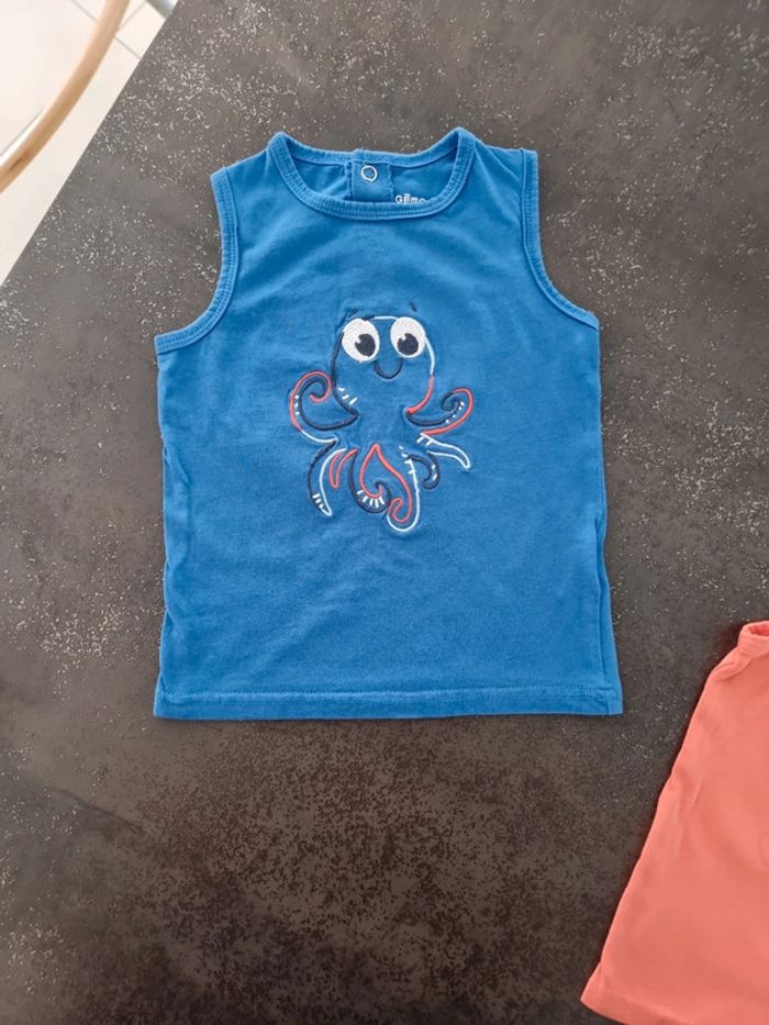 2 débardeurs Gemo en 24 mois - photo numéro 2