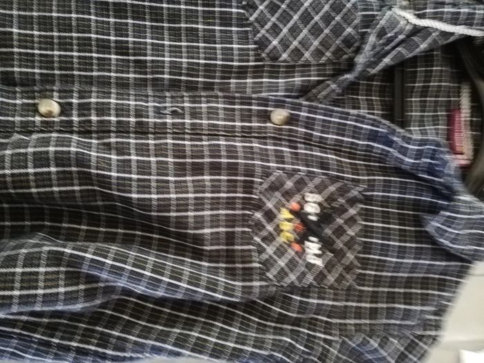 Chemises manches longues 6 ans - photo numéro 2