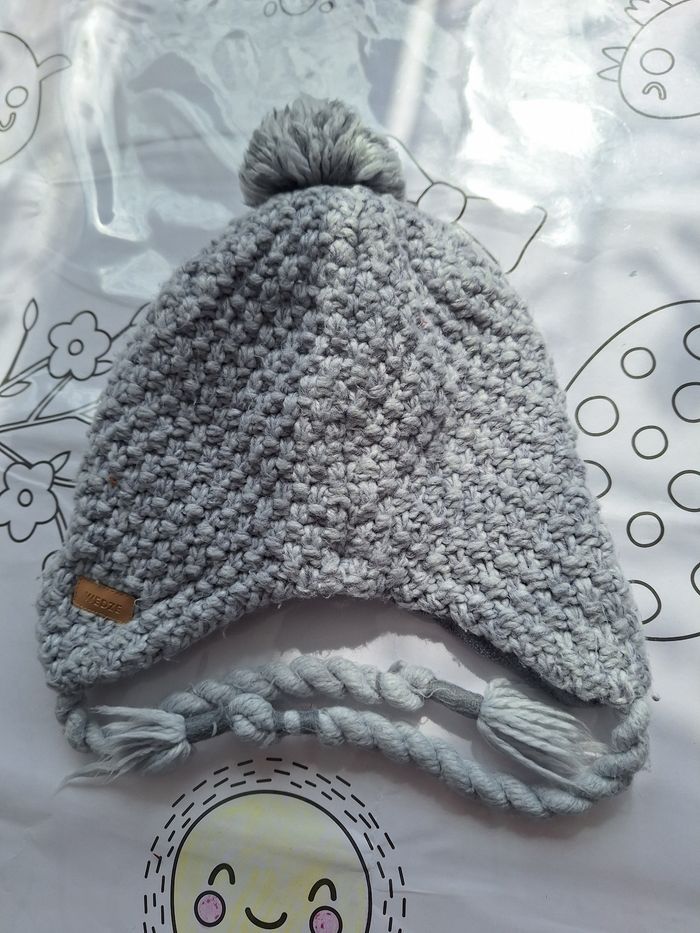 Bonnet - photo numéro 2