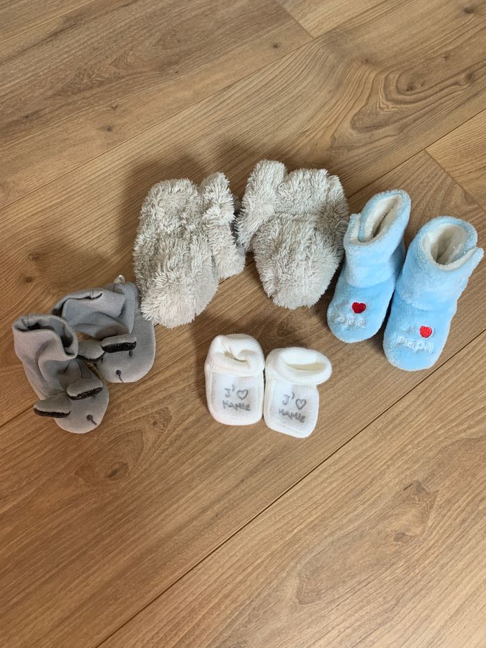 Lot de chaussons bébé