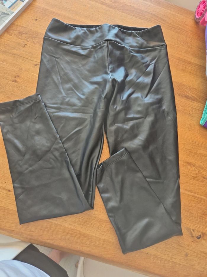 Legging effet cuir Calzedonia taille XL chaud