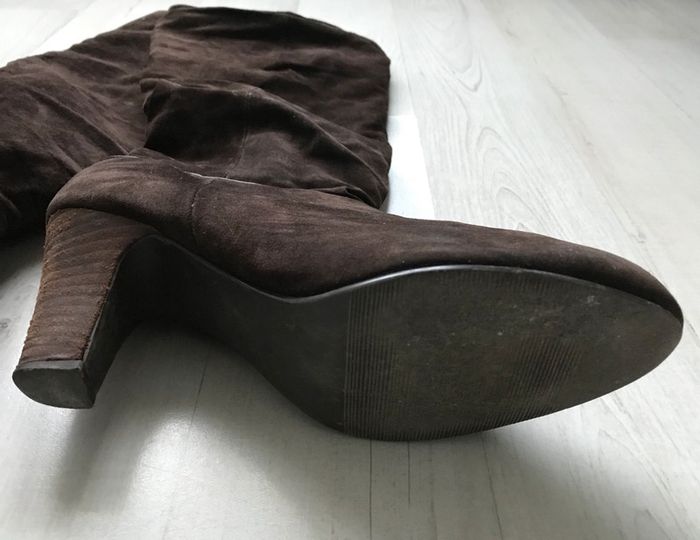 Bottes en daim marron à talons - photo numéro 2
