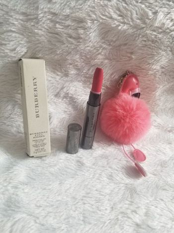 Rouge à lèvre red military Burberry