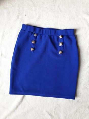 Mini jupe bleu roi à boutons