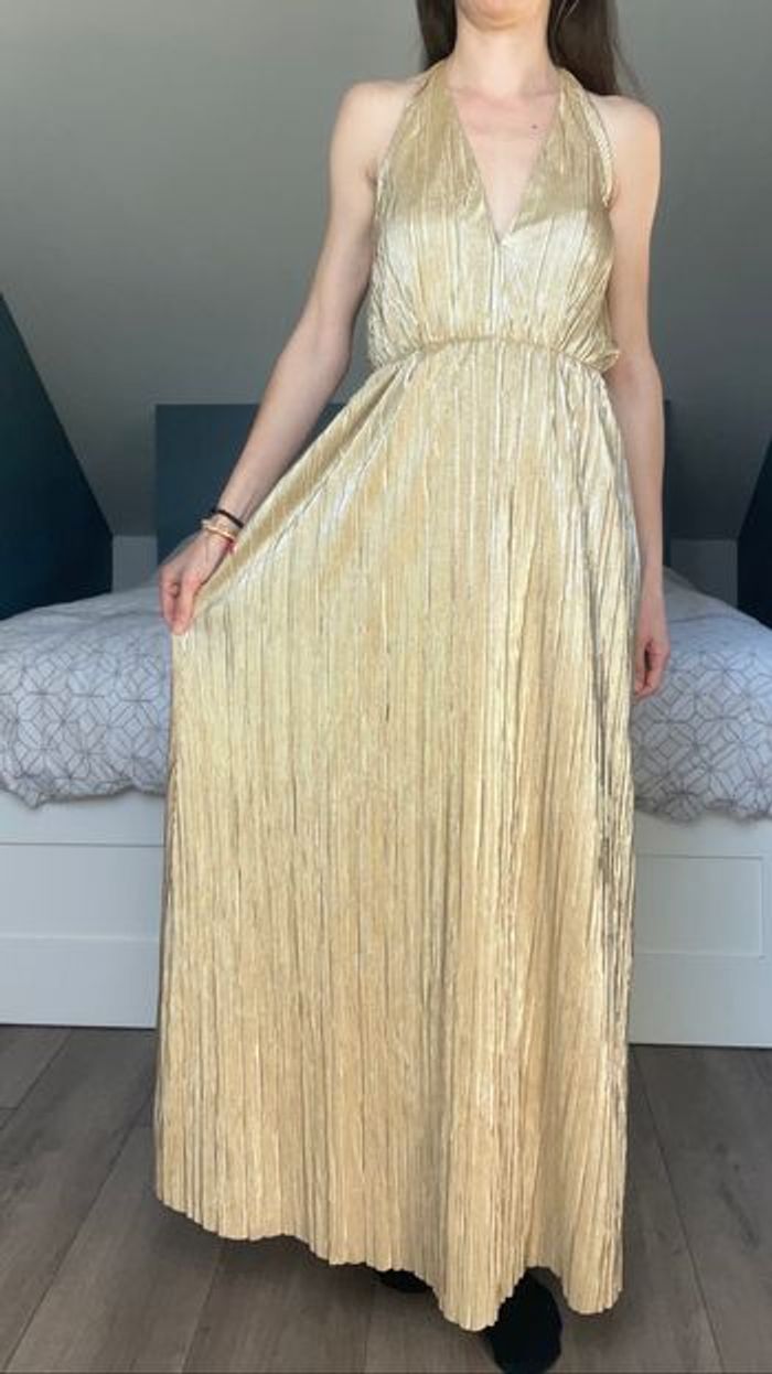Robe dorée dos nu Naf naf - photo numéro 7