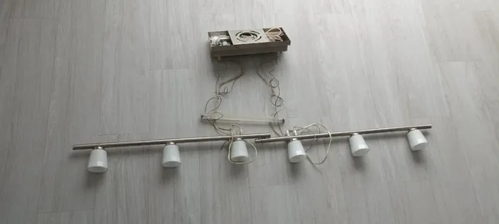 Lustre suspension Ikea 6 spots