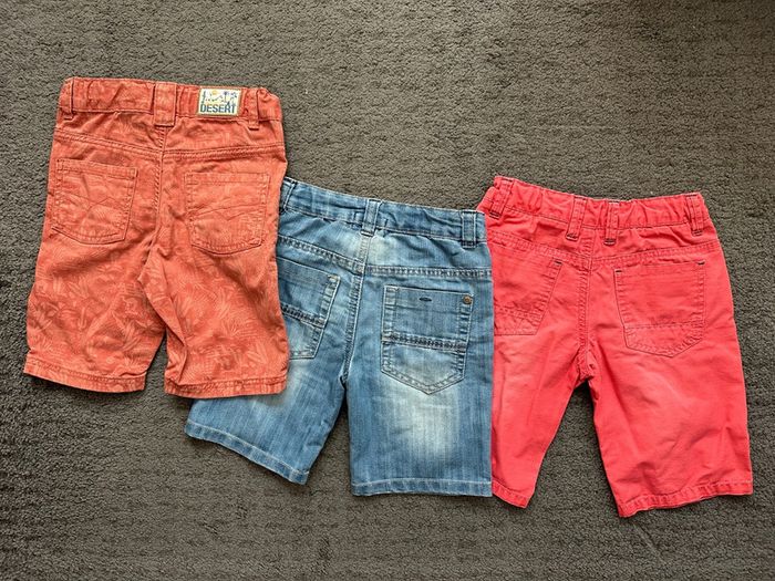 Lot de 3 shorts pour garçon taille 5 ans. - photo numéro 4