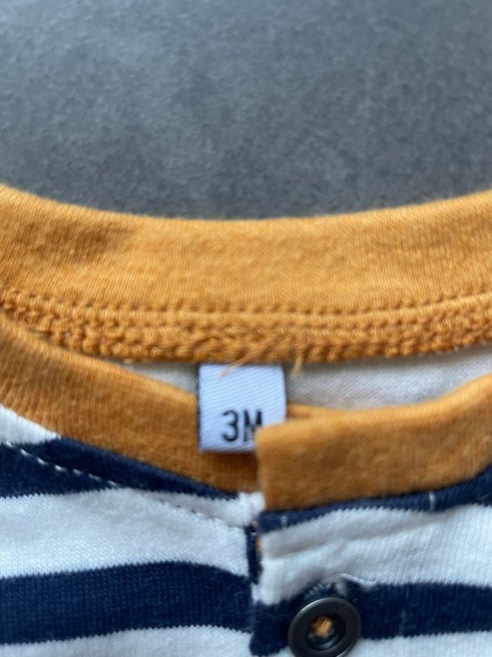 Tee shirt 3 mois - photo numéro 2