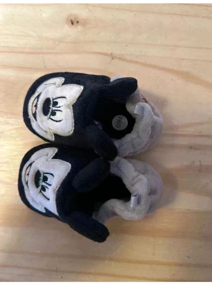 Chaussons bébé - photo numéro 3