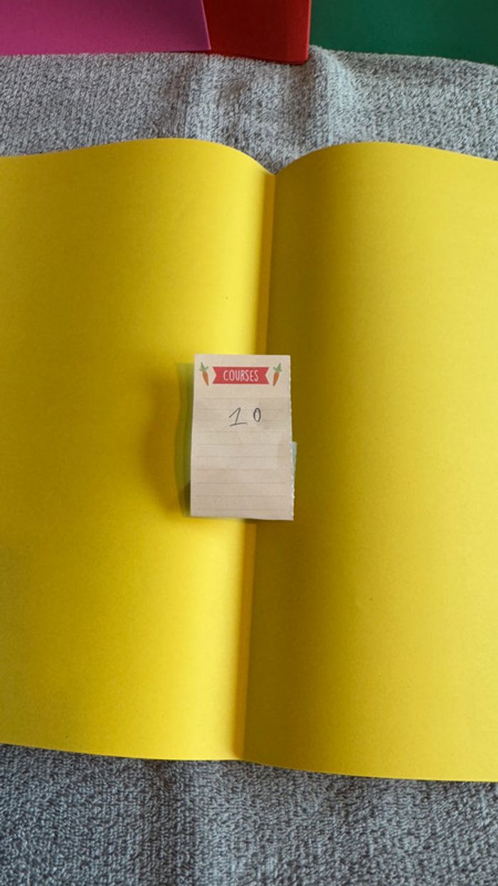 Ensemble de 10 sous chemises jaune - photo numéro 5