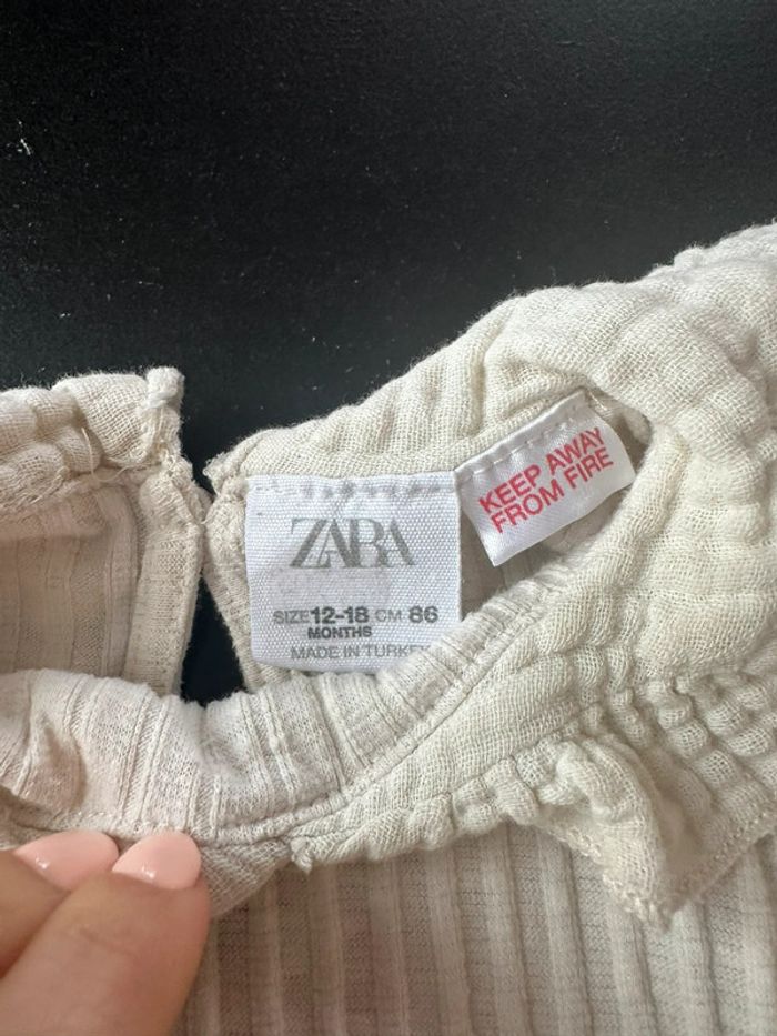 Body Zara 12/18 mois - photo numéro 2